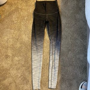 Full Length Lulu Black and White Gradient Legging